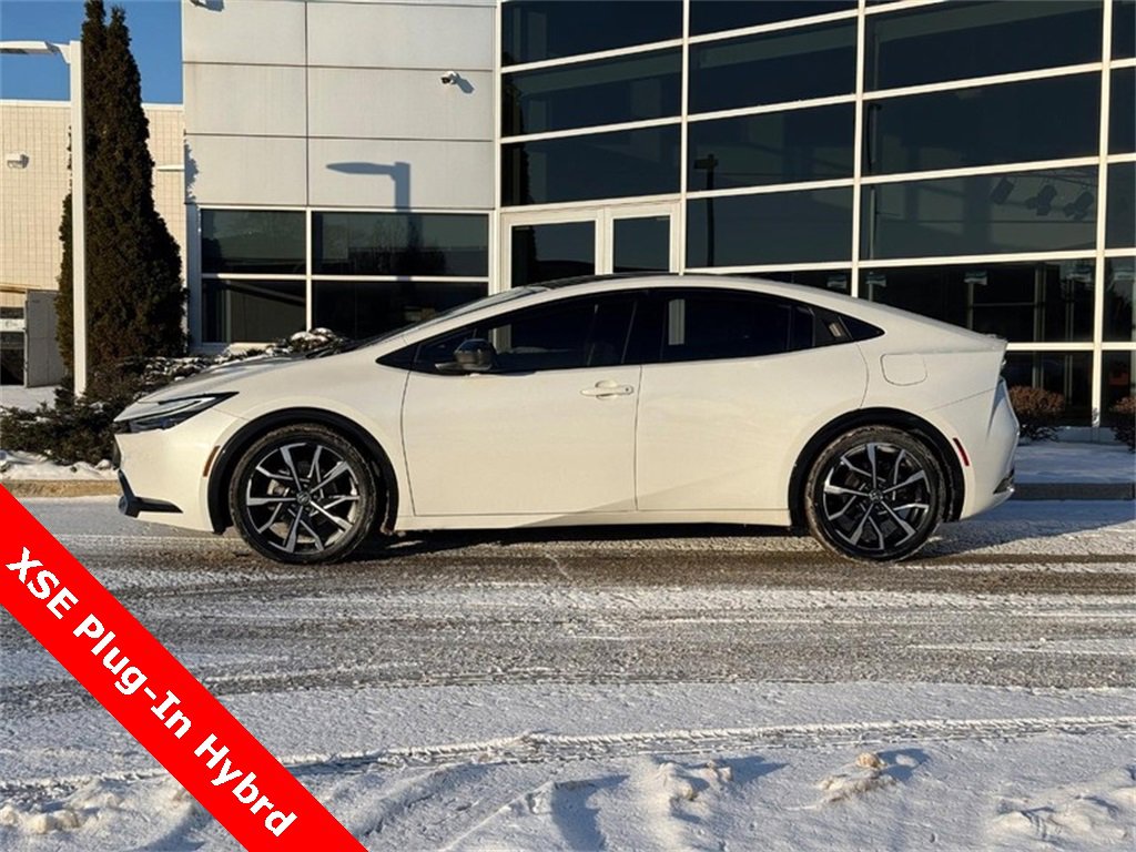 Used 2024 Toyota Prius Prime image 6