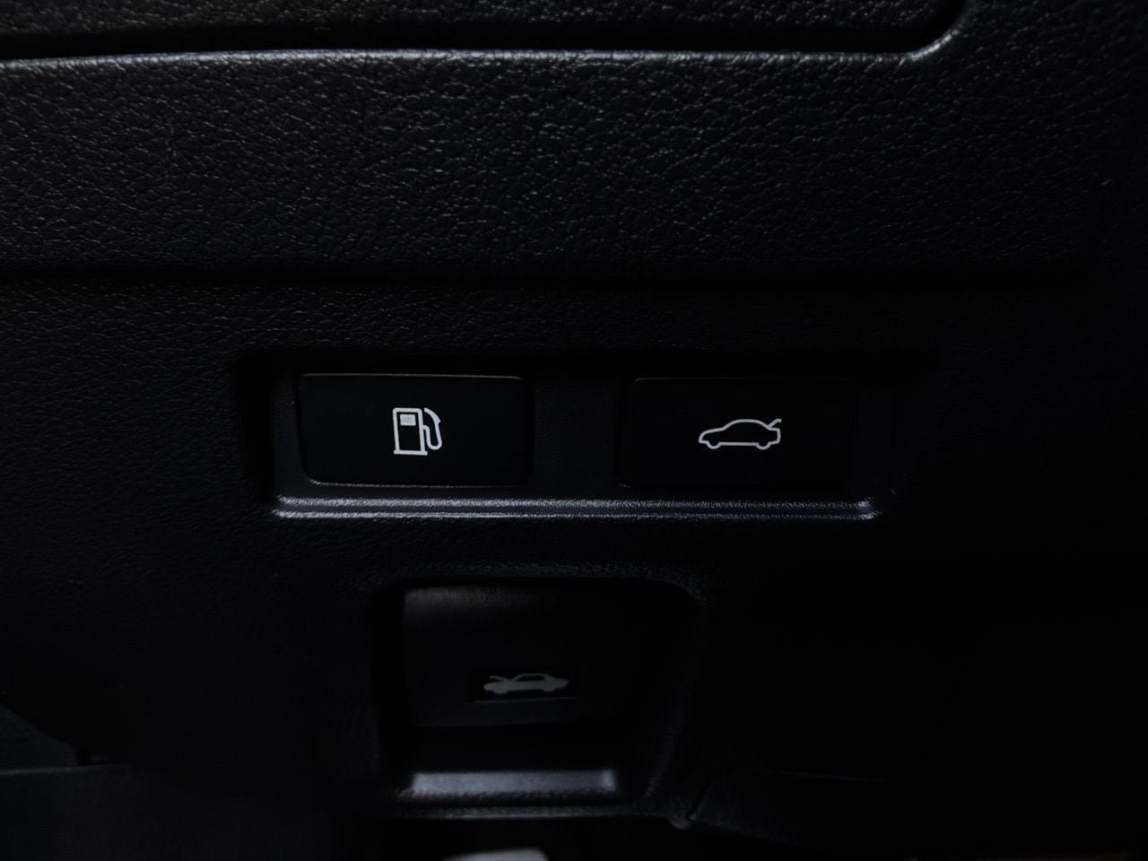 Used 2025 Lexus ES 350 F Sport FWD image 29