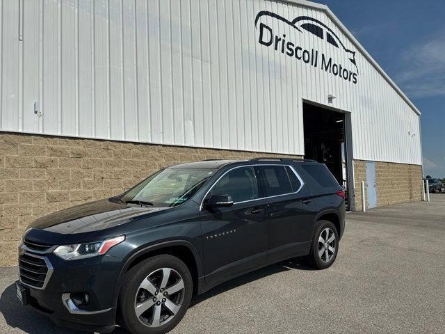 Used 2020 Chevrolet Traverse LT w/ LT Premium Package AWD/4WD image 2