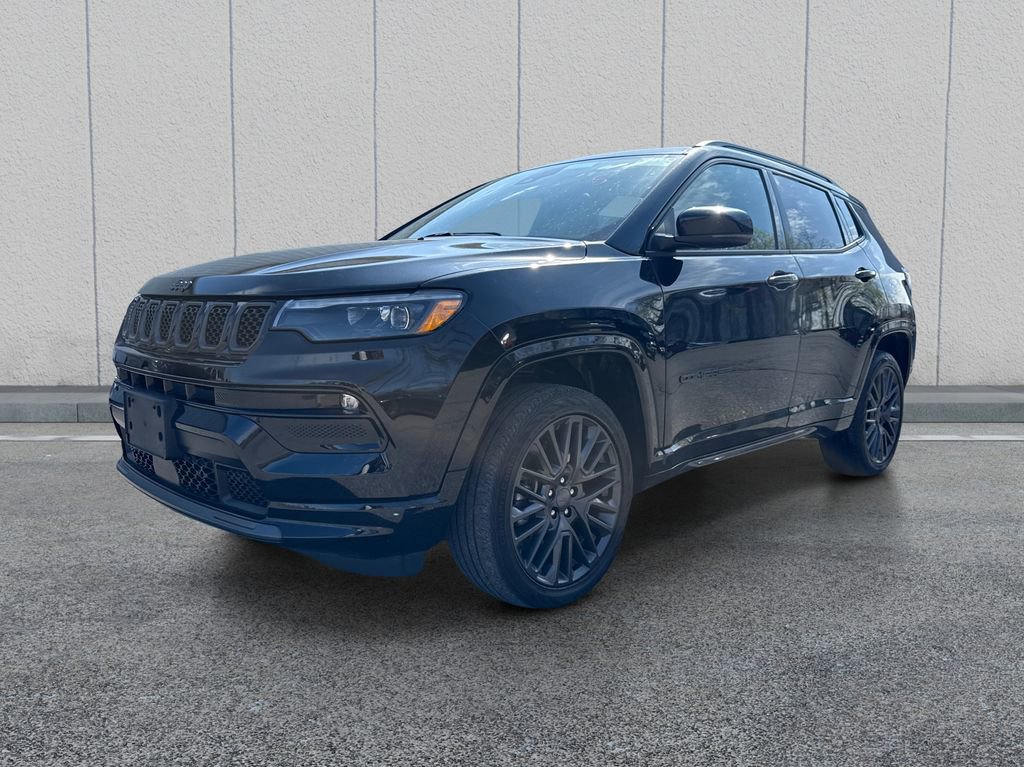 Used 2023 Jeep Compass High Altitude AWD/4WD image 3
