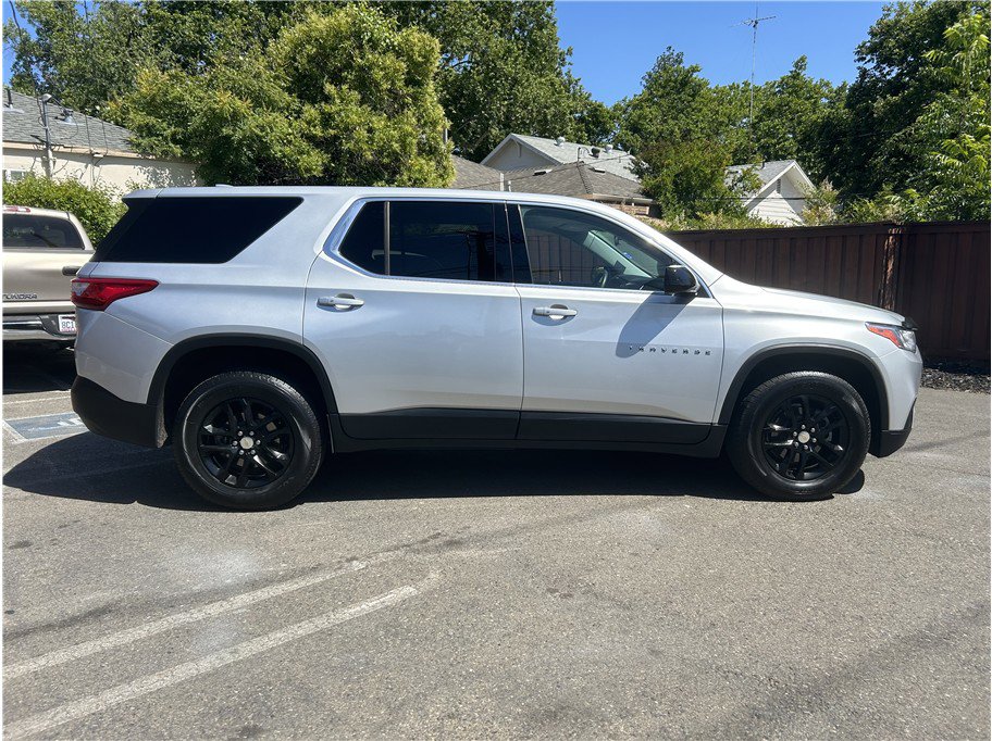 Used 2020 Chevrolet Traverse LS image 8