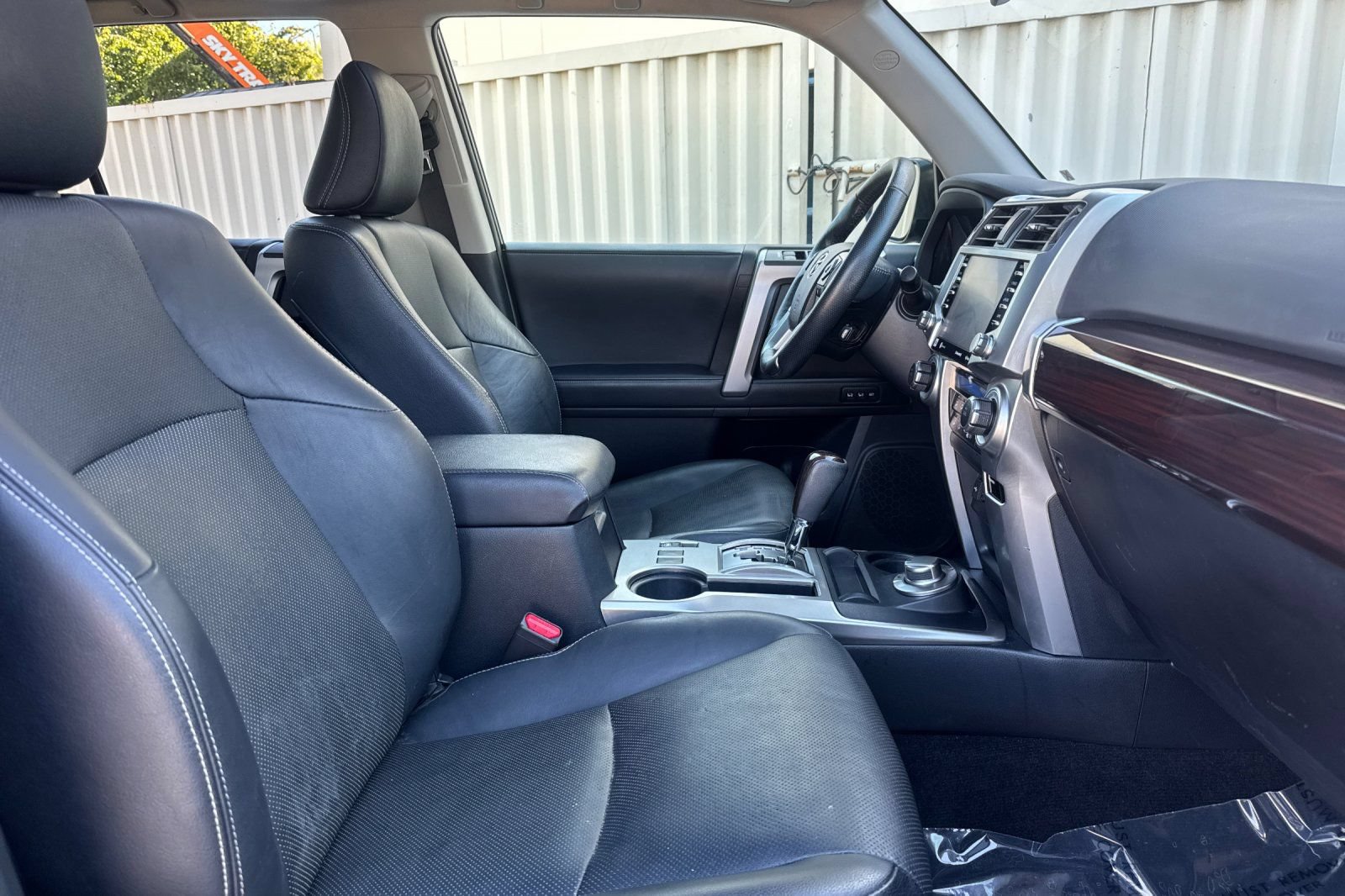 Used 2023 Toyota 4Runner Limited AWD/4WD image 15