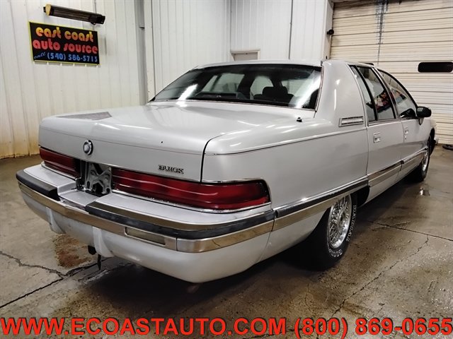 Used 1992 Buick Roadmaster Sedan RWD image 3