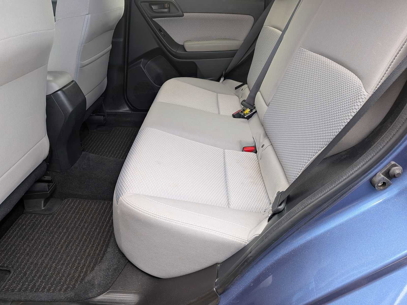 Used 2017 Subaru Forester 2.5i Premium AWD/4WD image 17
