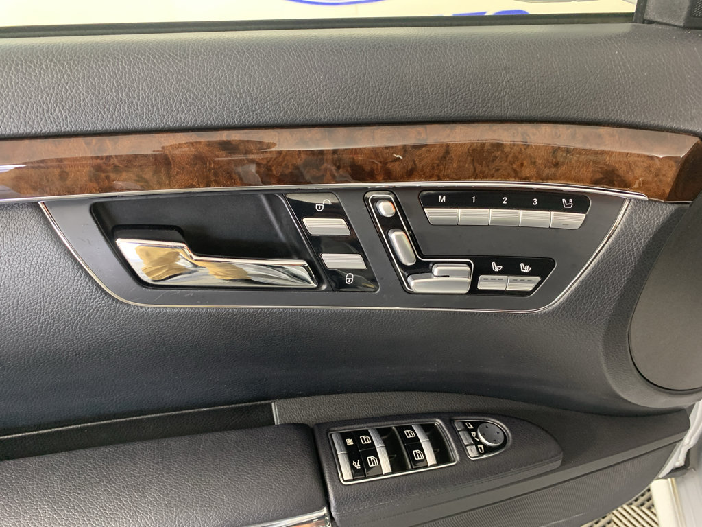 Used 2011 Mercedes-Benz S 550 image 14