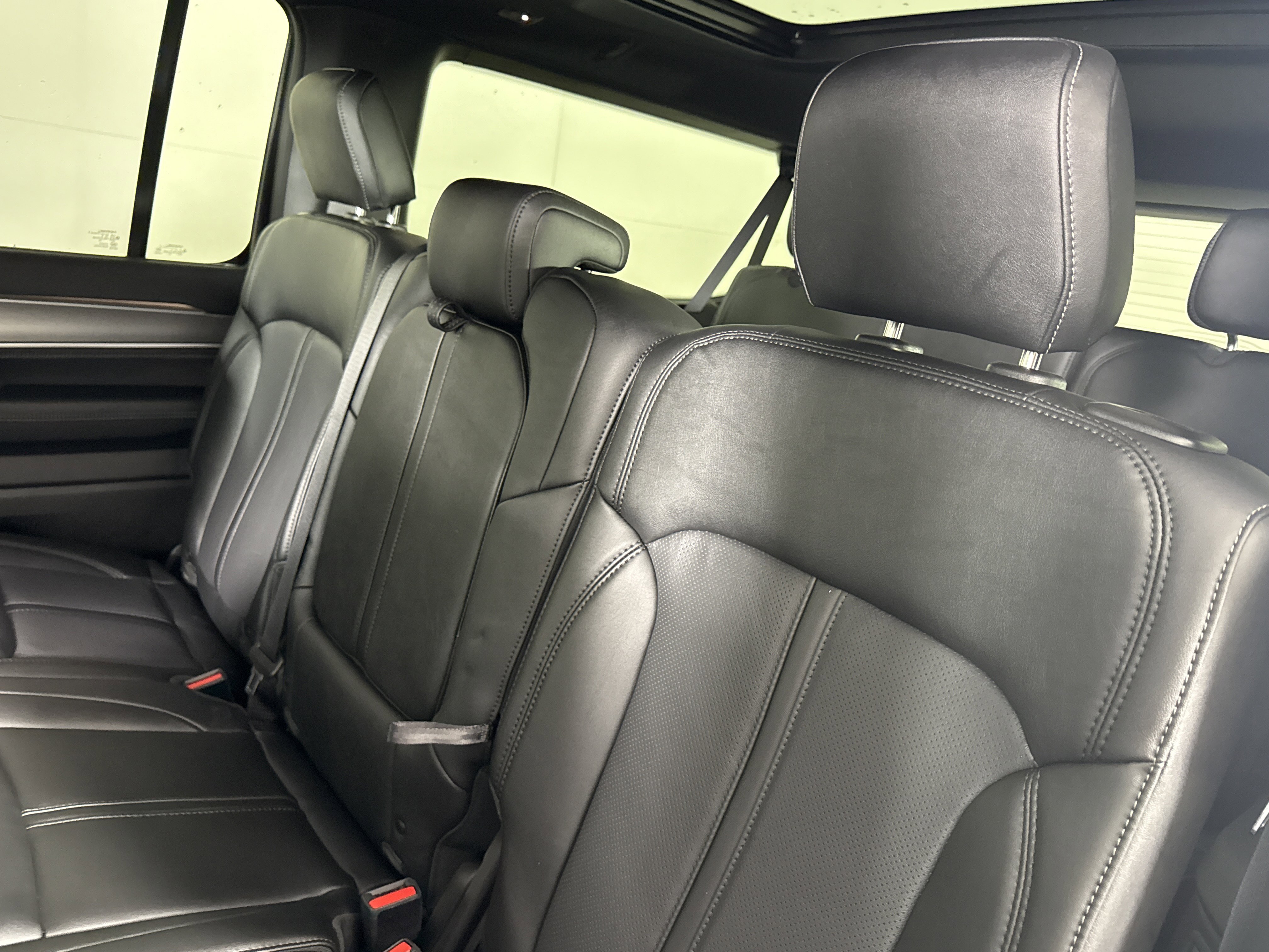 New 2026 Jeep Grand Wagoneer L Limited image 10