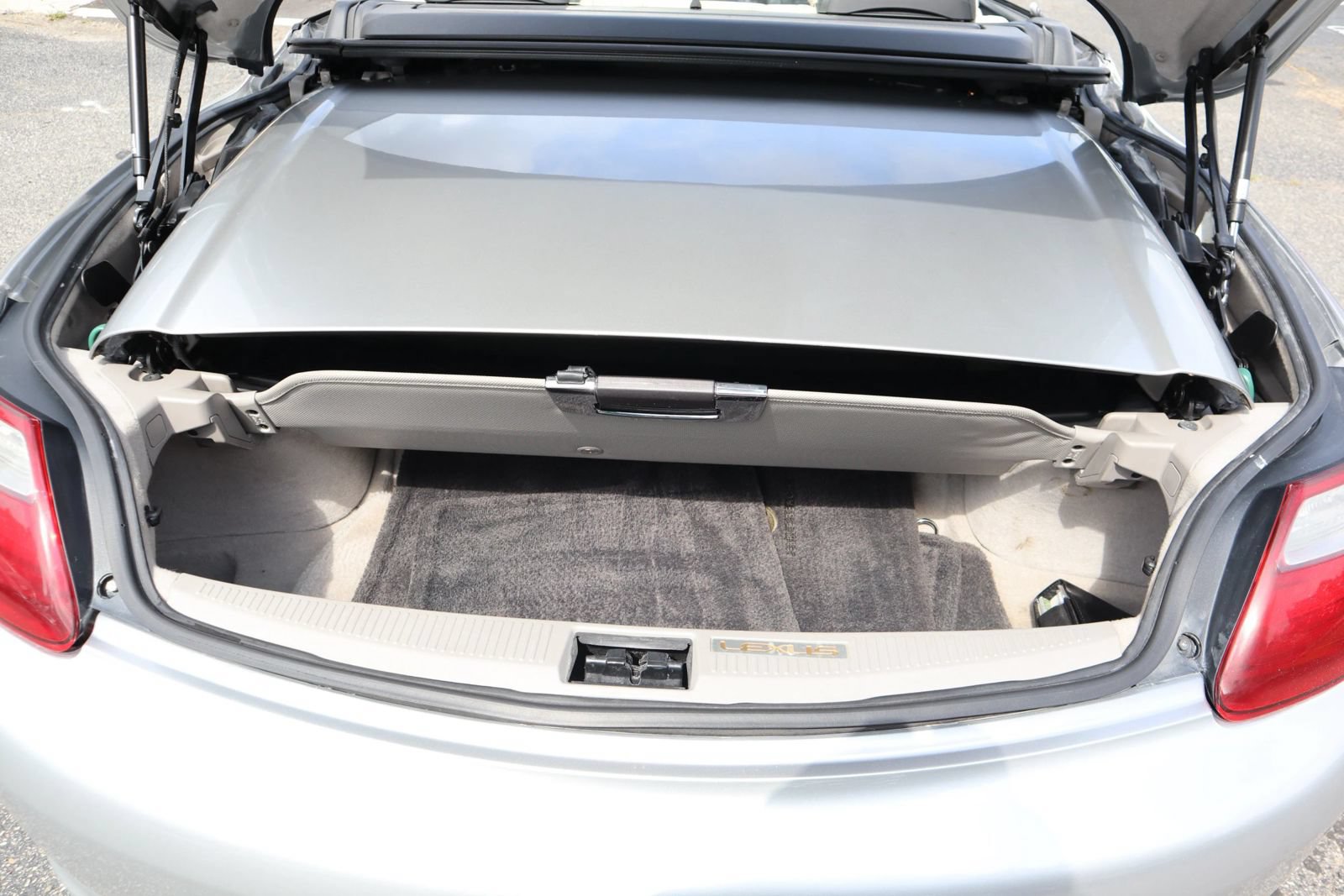 Used 2009 Lexus SC 430 Convertible RWD image 12