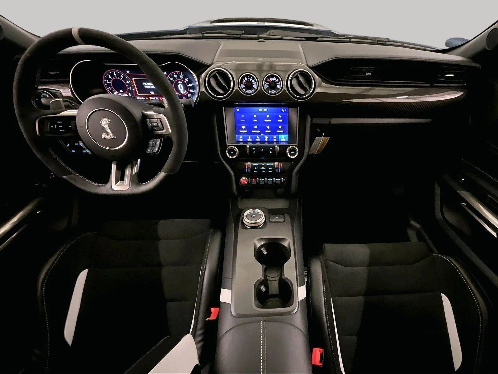 Used 2020 Ford Mustang Shelby GT500 w/ Carbon Fiber Track Pack RWD image 14