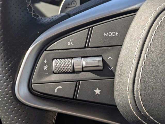 Used 2025 Genesis Electrified GV70 Advanced image 21