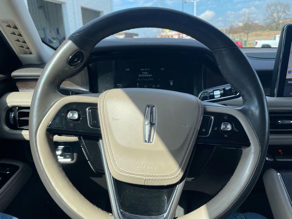 Used 2020 Lincoln Aviator Reserve image 14