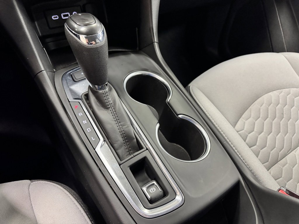 Used 2021 Chevrolet Equinox LS image 26