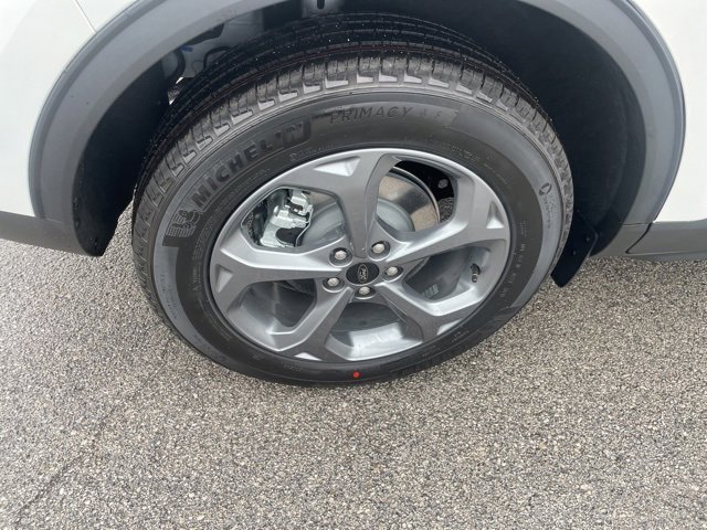 New 2026 Ford Escape ST-Line Select image 18