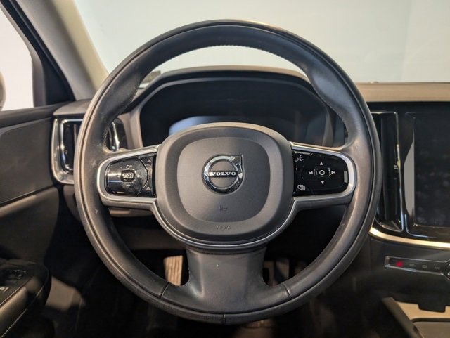 Used 2020 Volvo S60 T5 Momentum w/ Protection Package Premier image 17