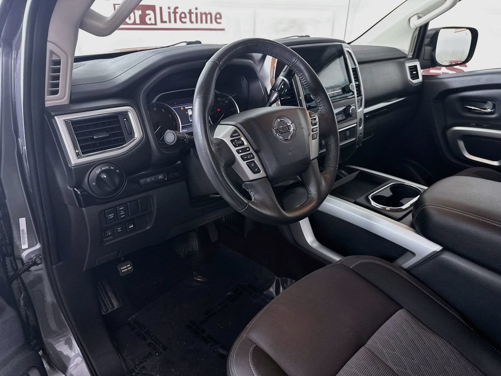 Certified 2021 Nissan Titan SV w/ SV Convenience Package AWD/4WD image 21
