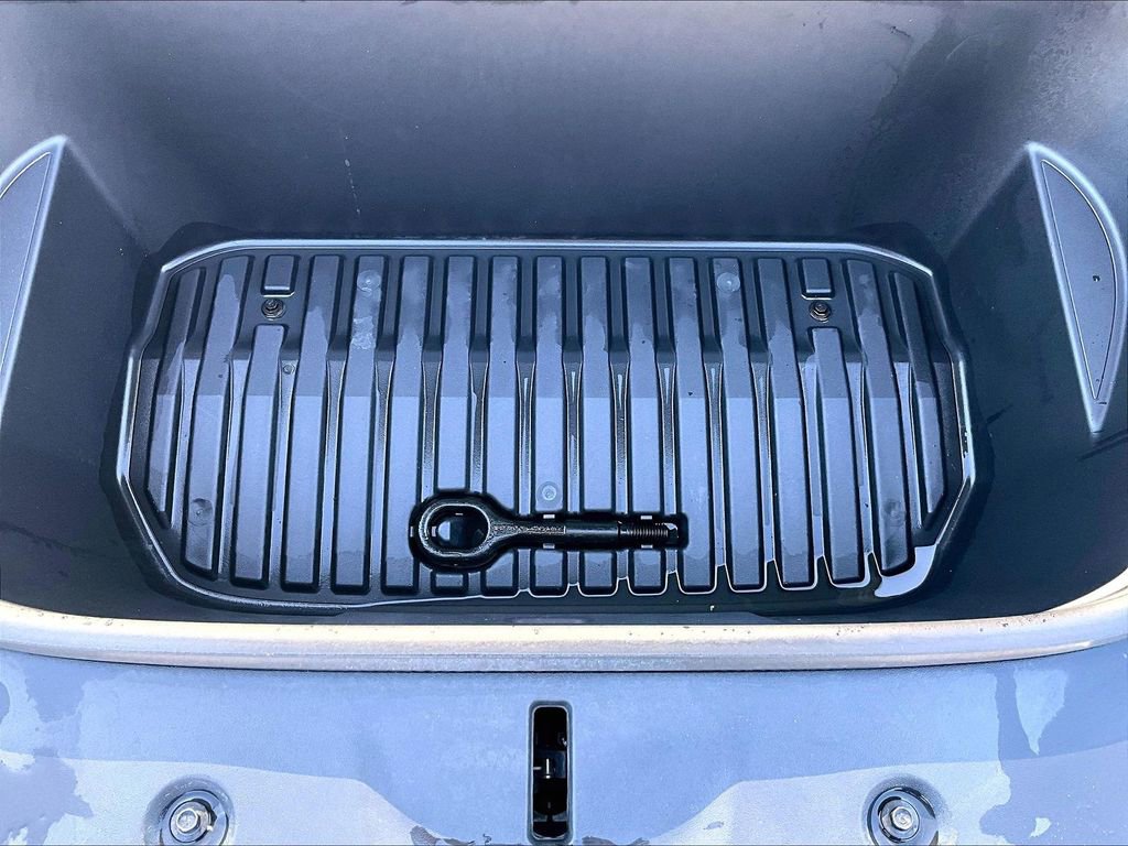 Used 2023 Tesla Model Y Long Range image 22