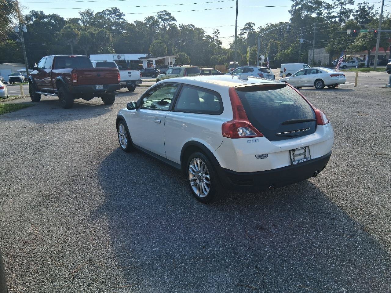 Used 2009 Volvo C30 T5 R-Design FWD image 3