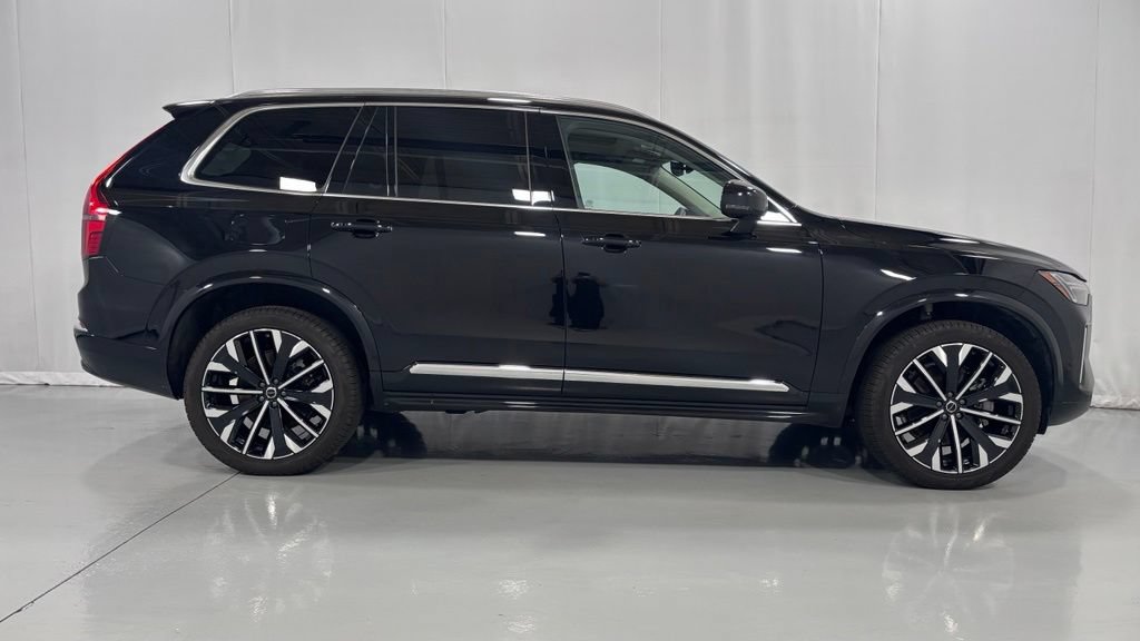 Certified 2026 Volvo XC90 B6 Plus AWD/4WD image 5