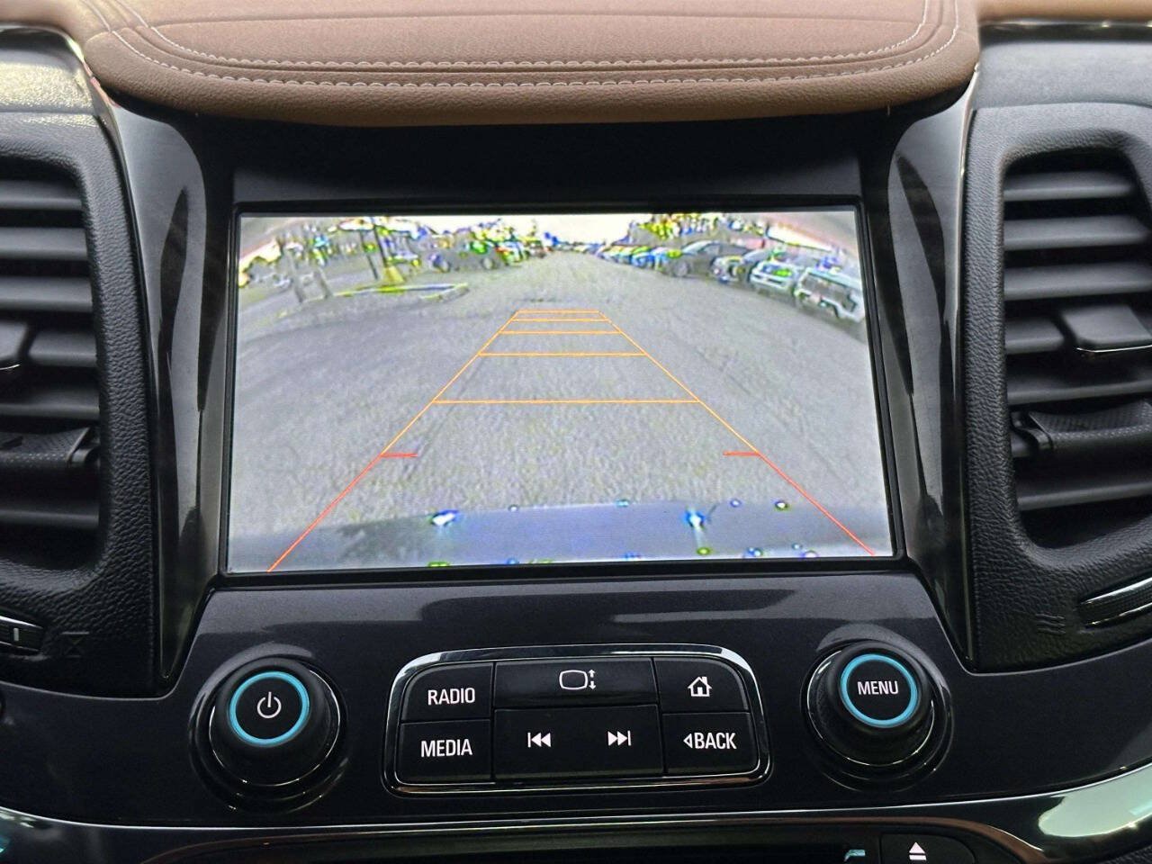 Used 2015 Chevrolet Impala LTZ FWD image 34