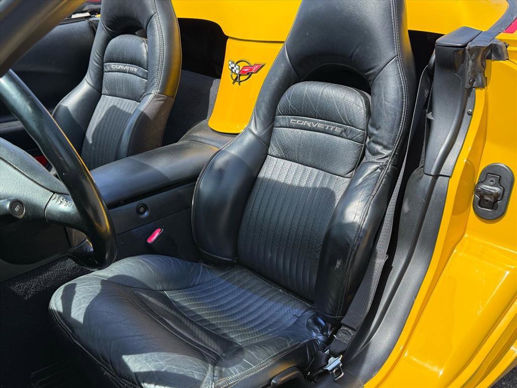 Used 2002 Chevrolet Corvette Convertible w/ Preferred Equipment Group2 image 21