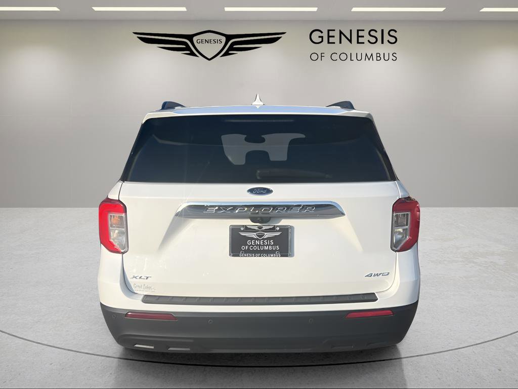 Used 2022 Ford Explorer XLT image 4