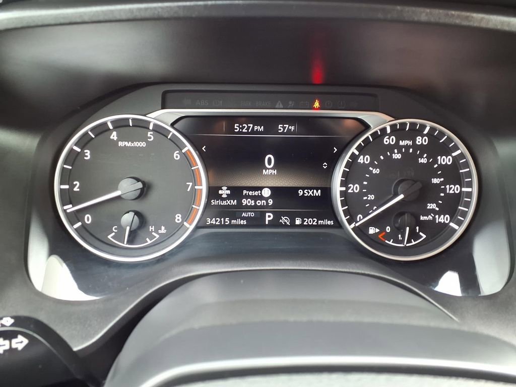 Used 2025 Nissan Rogue SV AWD/4WD image 16