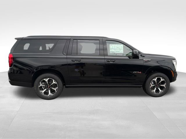 New 2026 GMC Yukon XL AT4 w/ AT4 Premium Plus Package AWD/4WD image 8