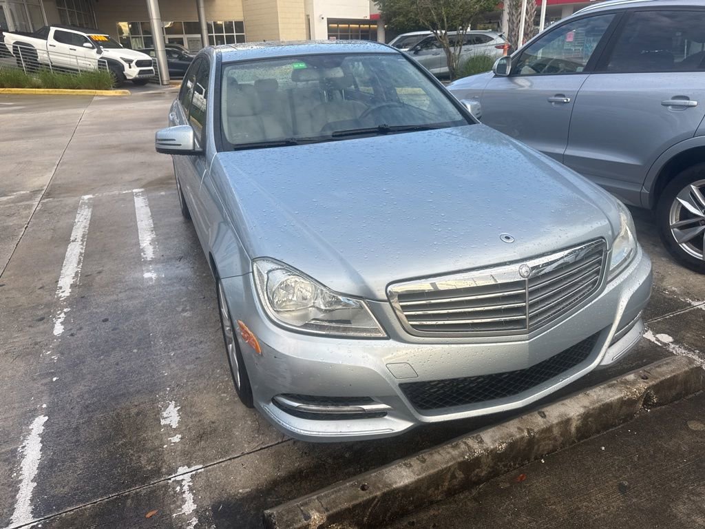 Used 2013 Mercedes-Benz C 250 Sedan image 5