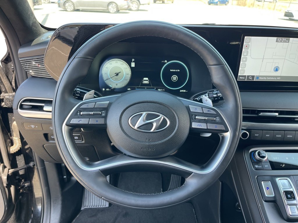 Used 2024 Hyundai Palisade Calligraphy image 13