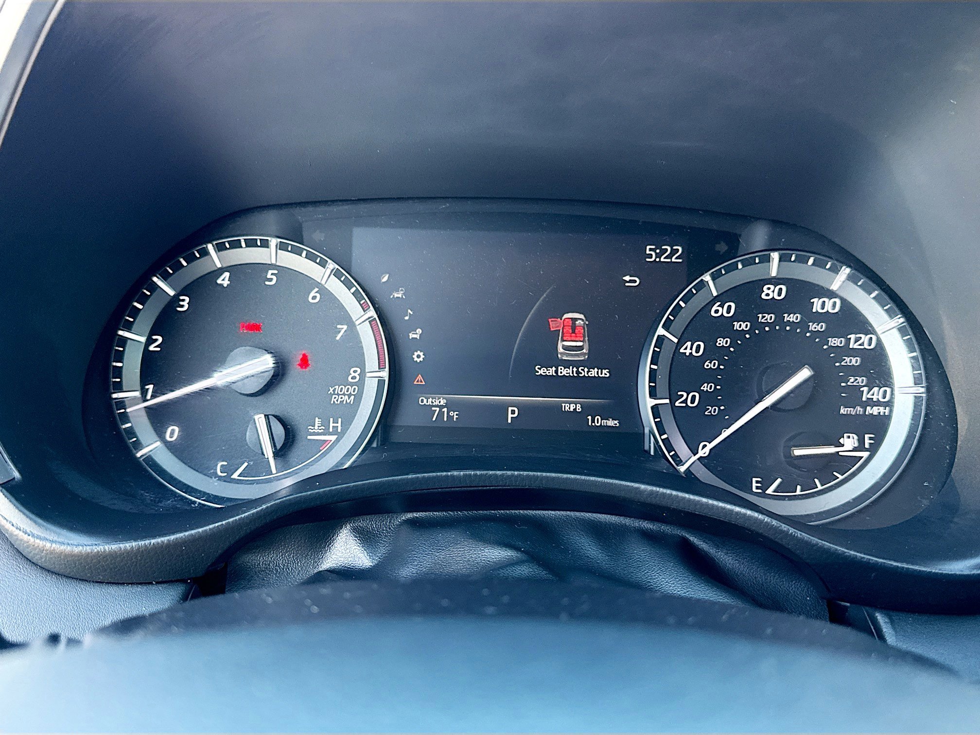 Used 2020 Toyota Highlander XLE image 42