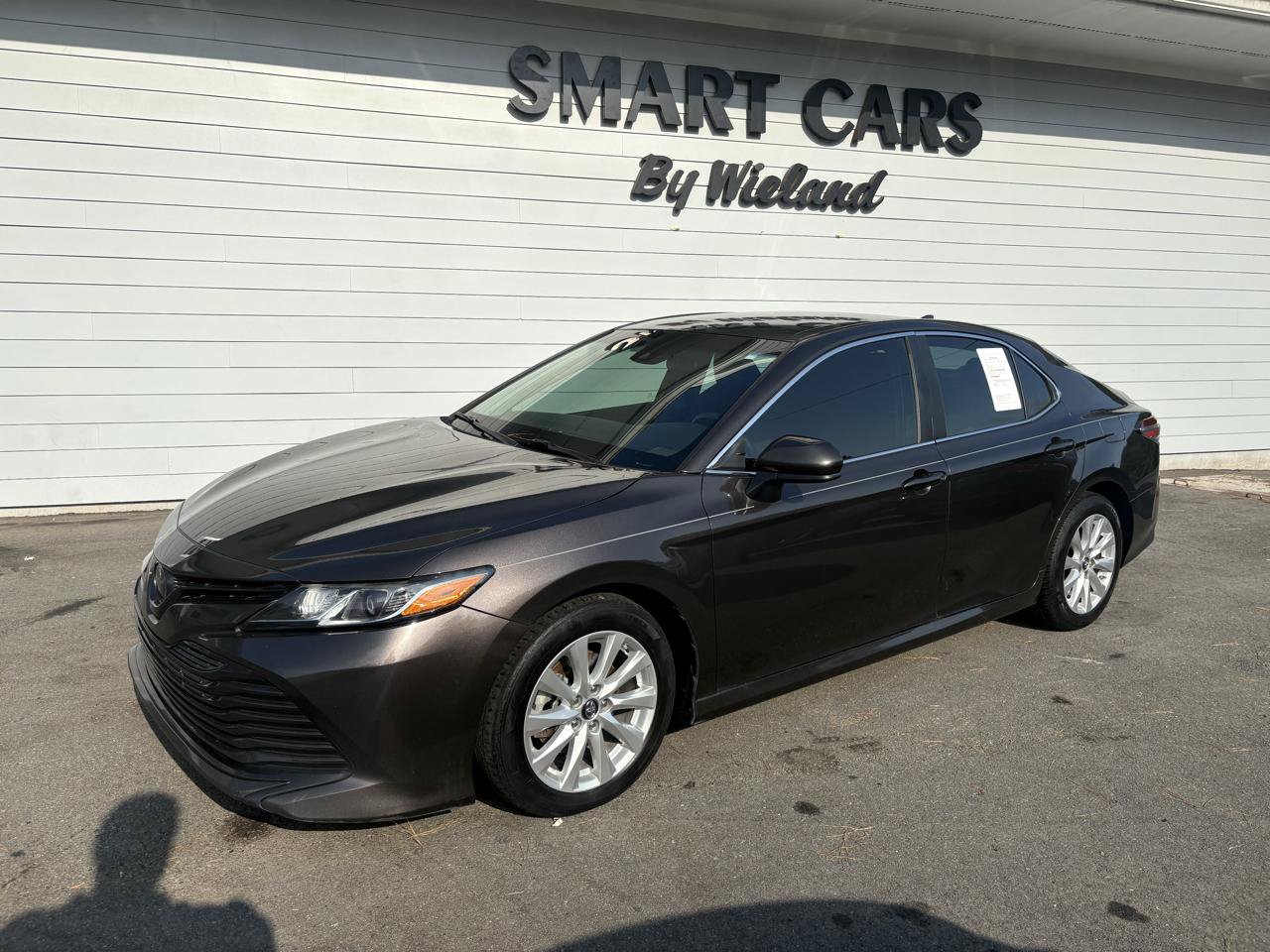 Used 2019 Toyota Camry LE FWD image 2
