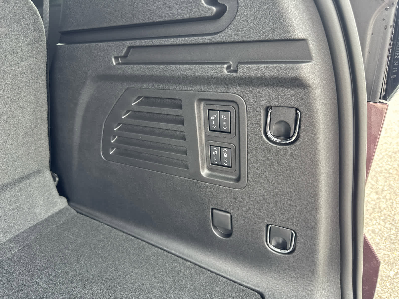 New 2026 Chevrolet Traverse High Country image 14