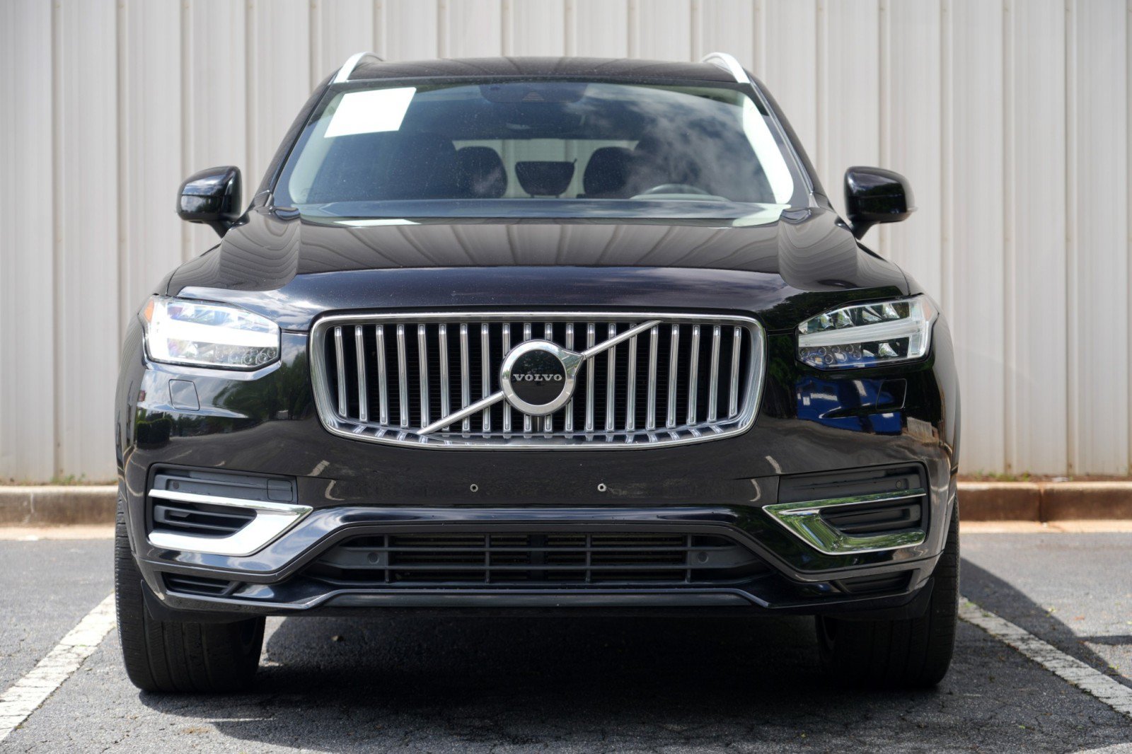 Used 2021 Volvo XC90 T8 Inscription Expression w/ Protection Package Premier AWD/4WD image 6