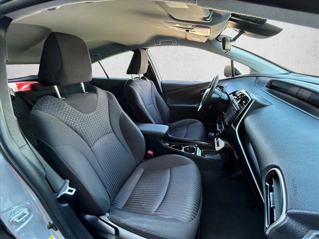 Used 2017 Toyota Prius Three w/ Carpet Mat Package FWD image 25