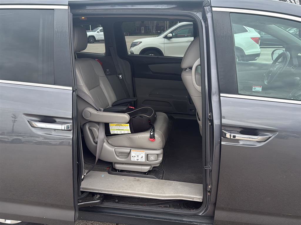 Used 2016 Honda Odyssey EX-L image 14