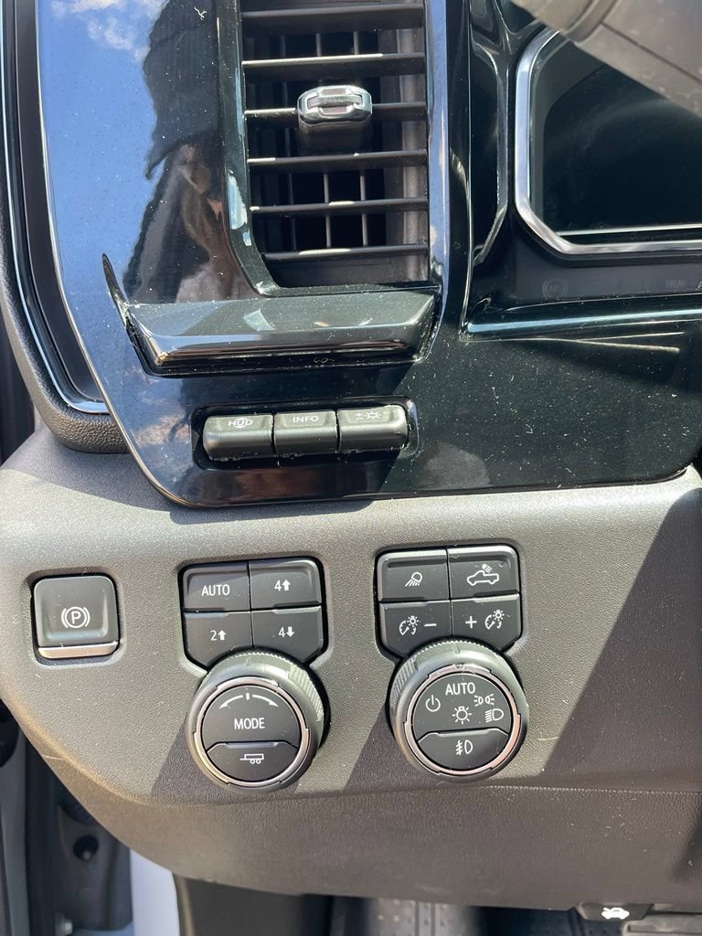 Used 2024 Chevrolet Silverado 1500 ZR2 w/ Technology Package AWD/4WD image 14