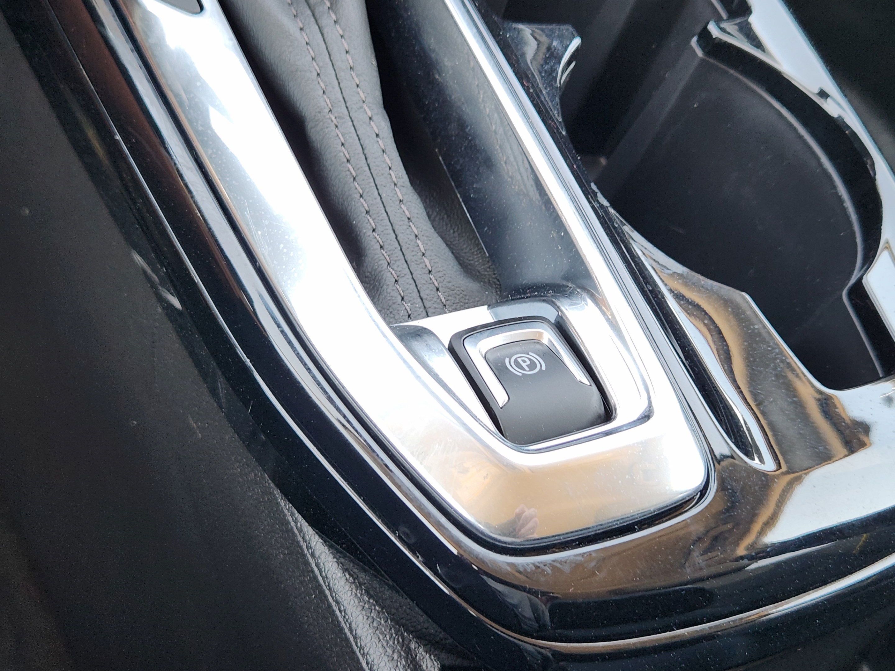 Used 2026 Chevrolet Trax ACTIV FWD image 15