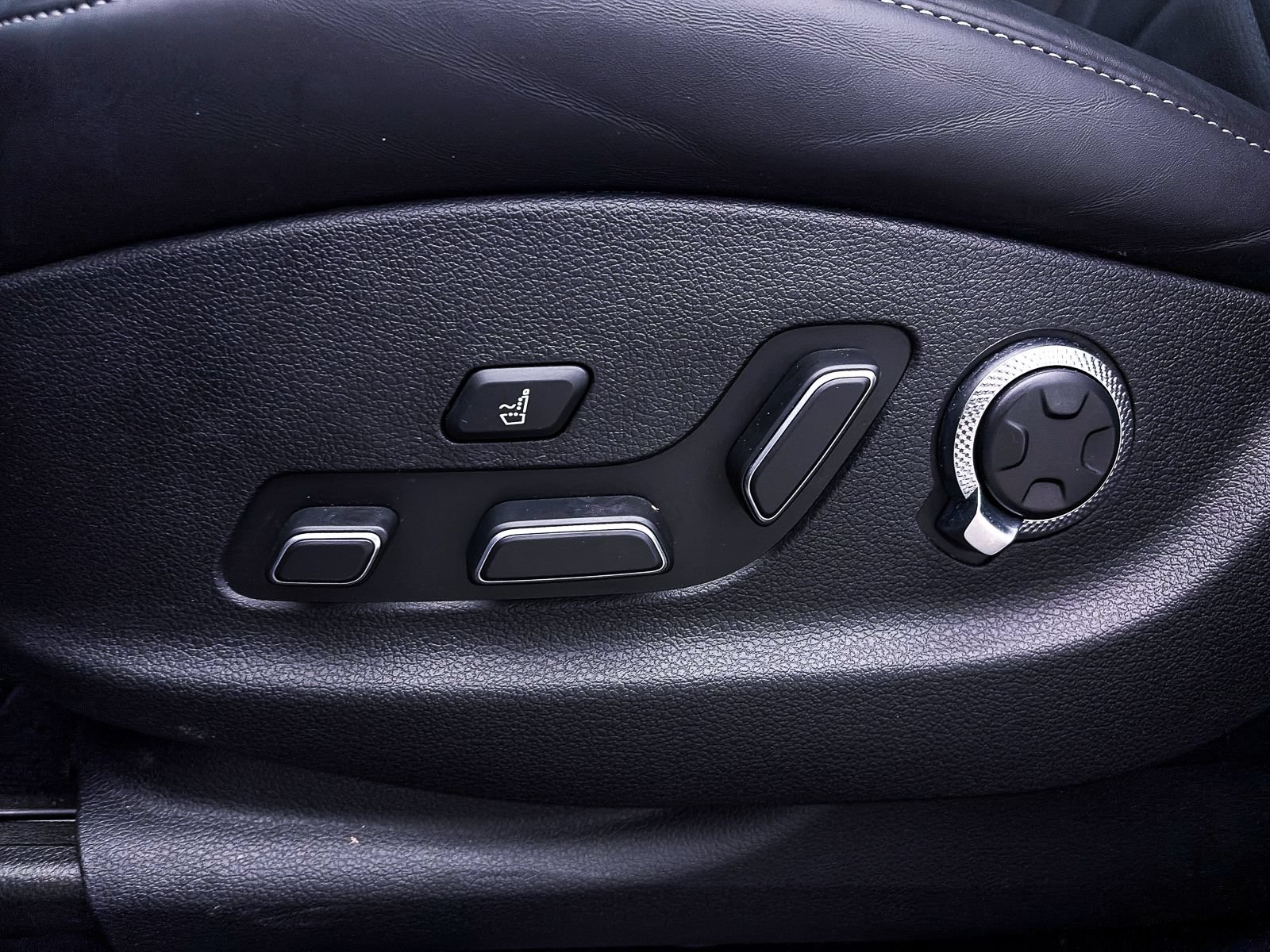 Used 2025 Genesis GV80 3.5T Prestige AWD/4WD image 22