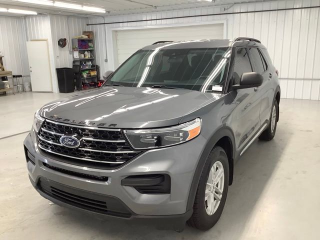 Used 2021 Ford Explorer XLT w/ Class III Trailer Tow Package image 3