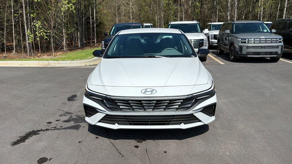 New 2026 Hyundai Elantra Sport image 2
