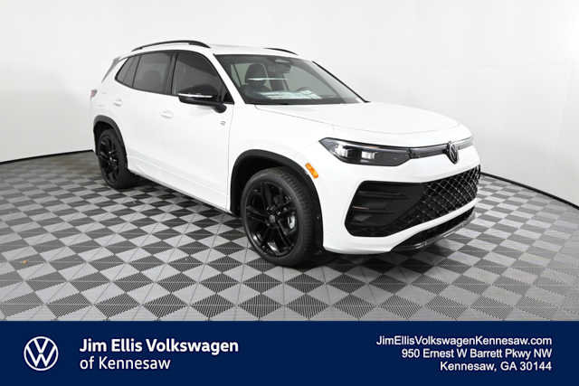 New 2026 Volkswagen Tiguan SE R-Line FWD image 1