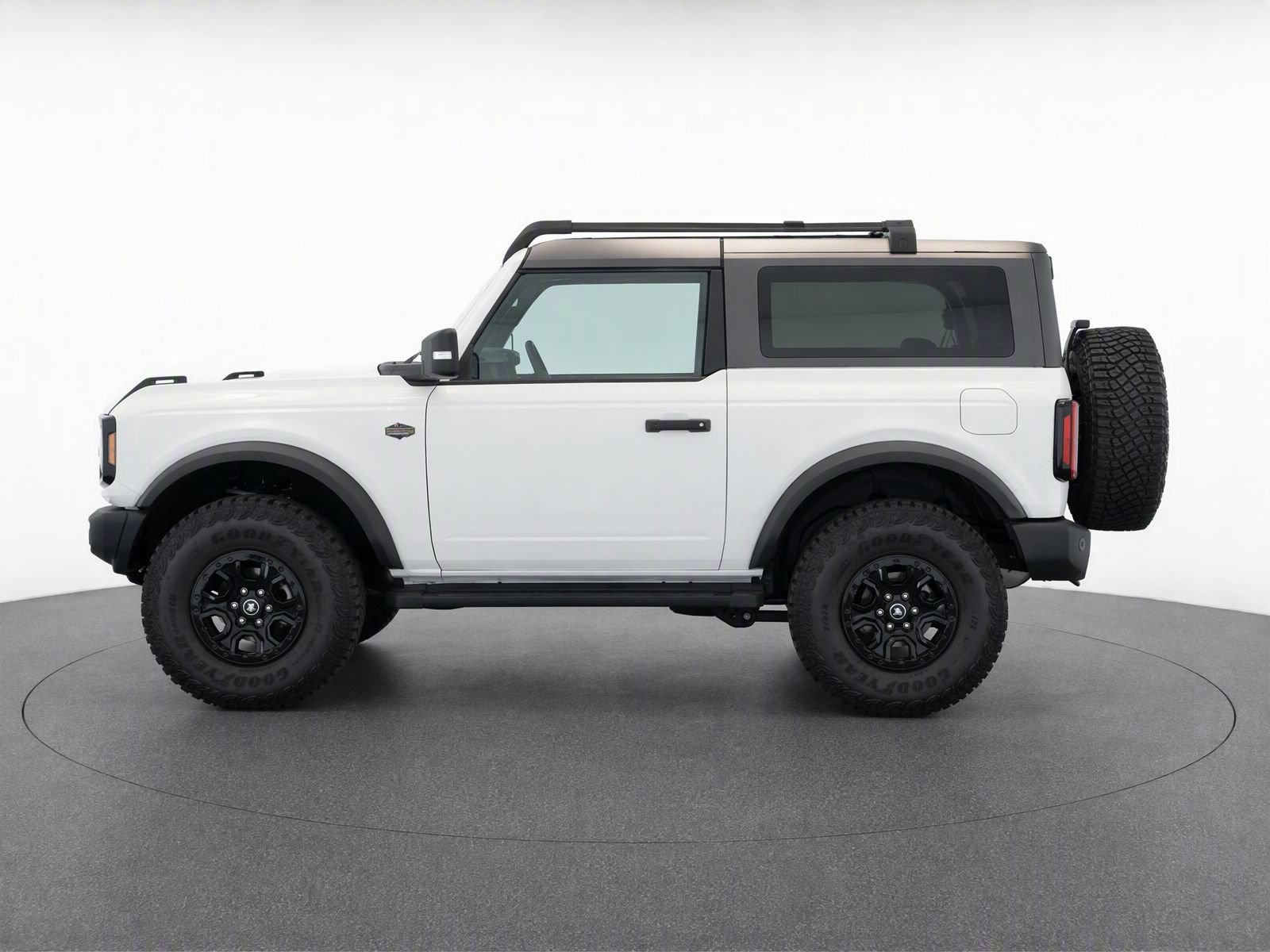 Used 2023 Ford Bronco Wildtrak AWD/4WD image 3