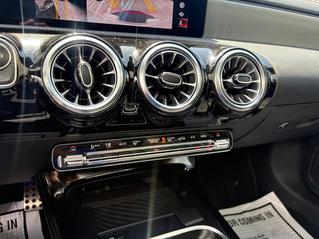Used 2023 Mercedes-Benz CLA 250 image 27