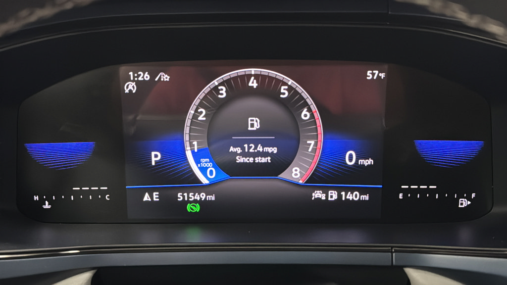Used 2022 Volkswagen Taos SE w/ Panoramic Sunroof Package FWD image 17