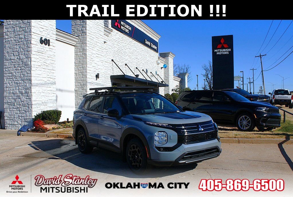 New 2026 Mitsubishi Outlander Trail Edition image 1