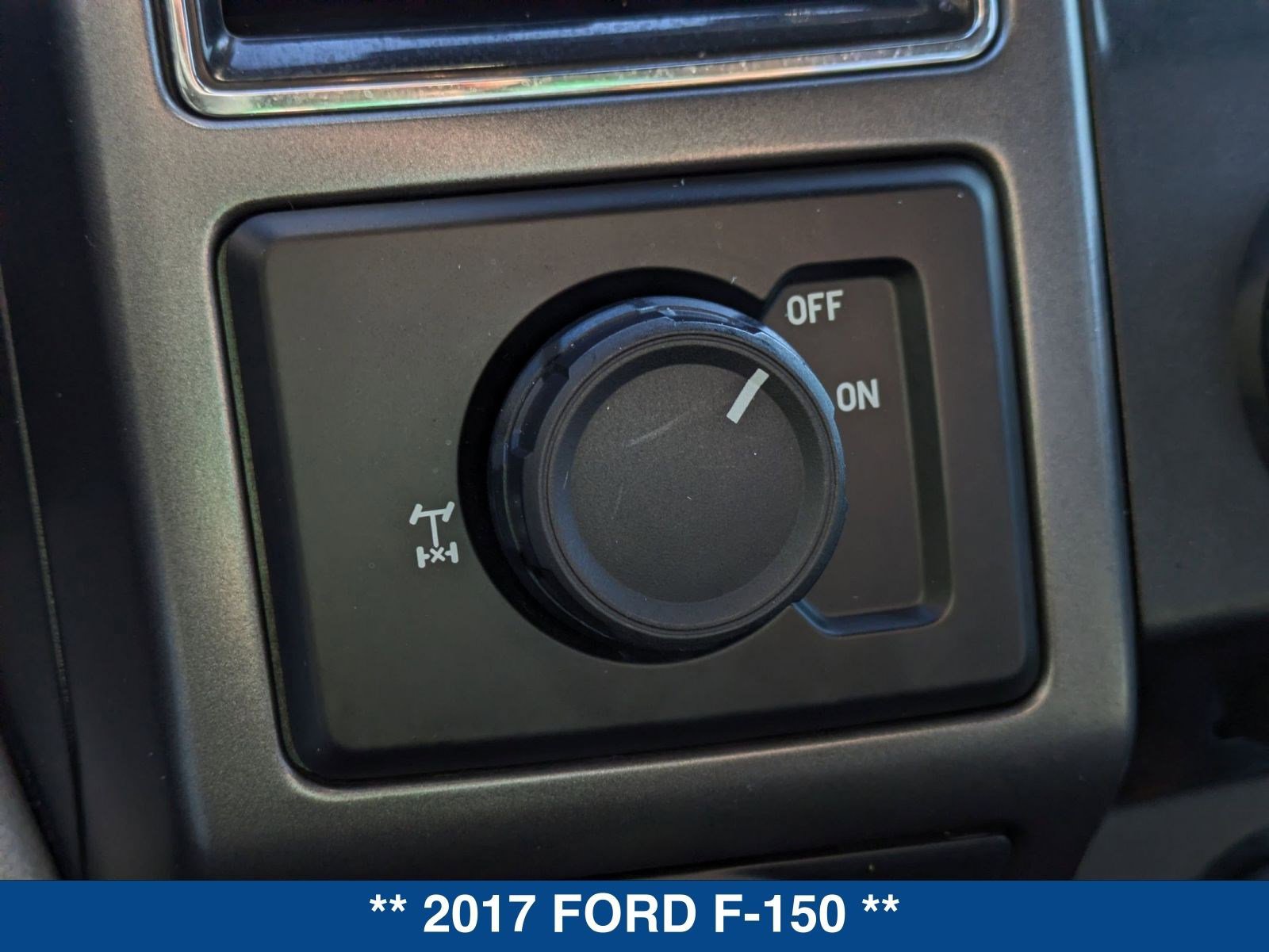 Used 2017 Ford F150 XLT w/ Trailer Tow Package image 30