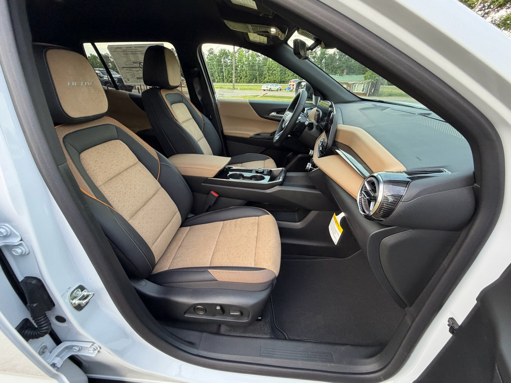 New 2026 Chevrolet Equinox ACTIV w/ Convenience Package III FWD image 28