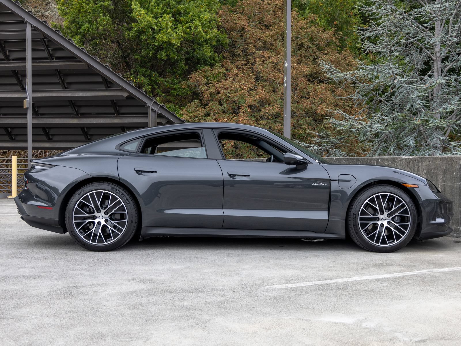 Certified 2025 Porsche Taycan RWD image 12