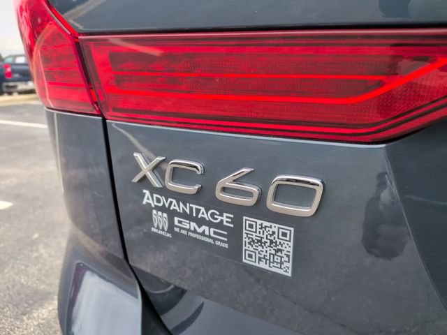 Used 2024 Volvo XC60 B5 Plus AWD/4WD image 9