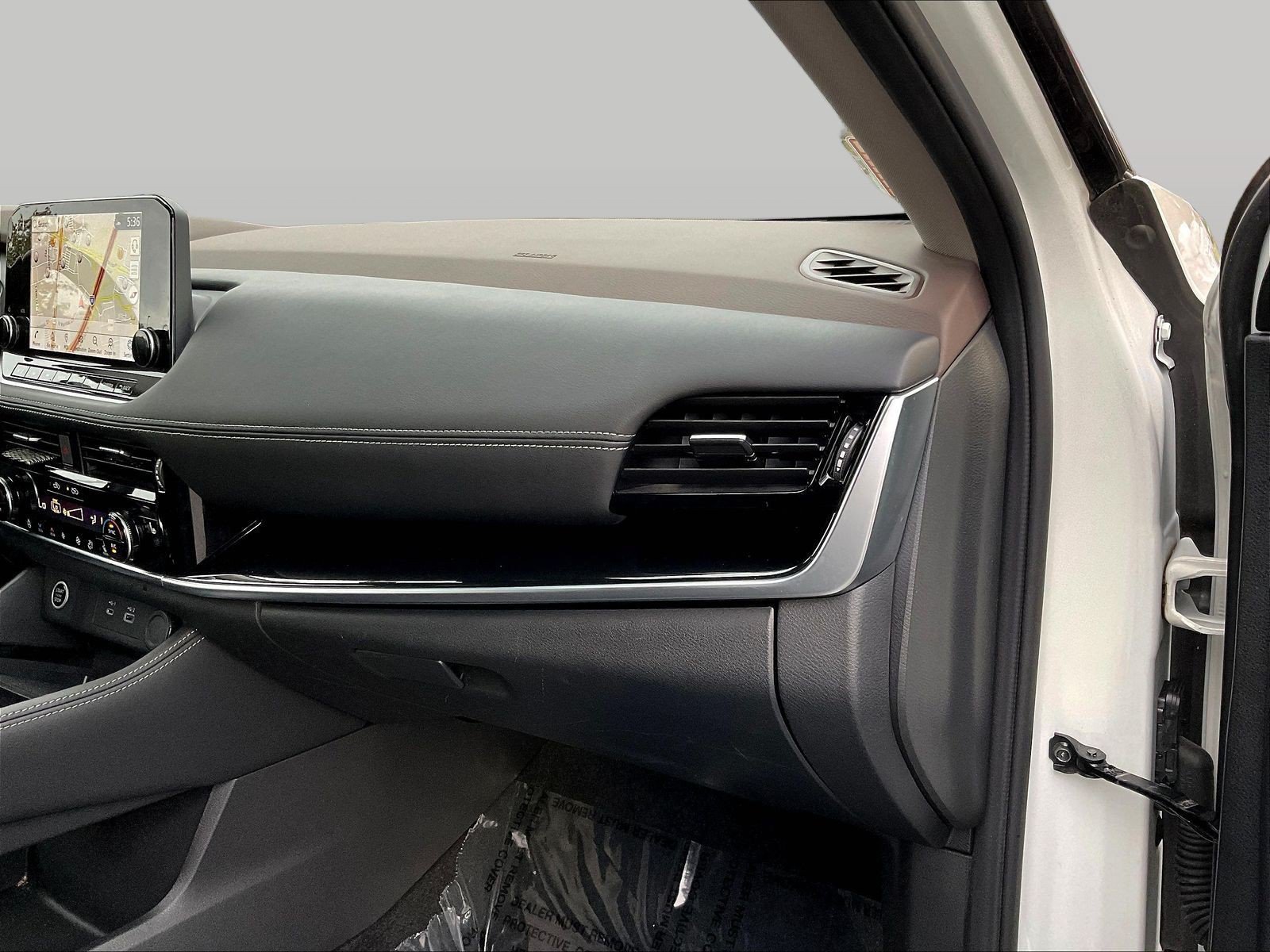 Certified 2023 Nissan Rogue SL w/ SL Premium Package AWD/4WD image 29