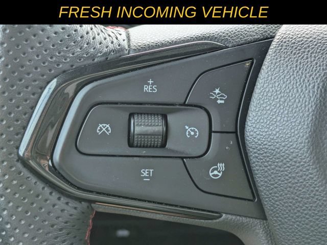 Used 2023 Chevrolet TrailBlazer RS w/ Sun and Liftgate Package FWD image 23
